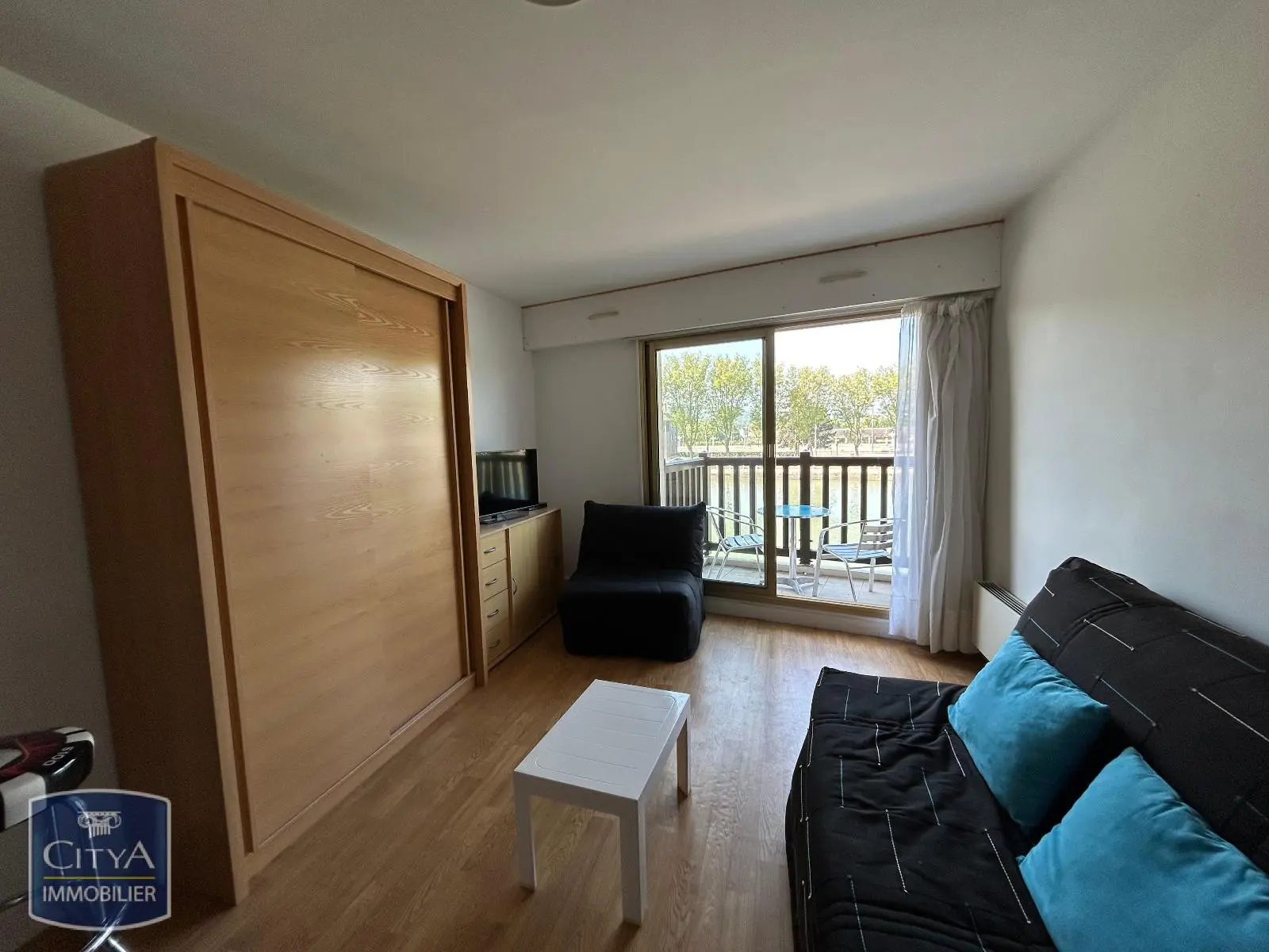 Photo 1 Appartement 1 pièce 25.81m²
