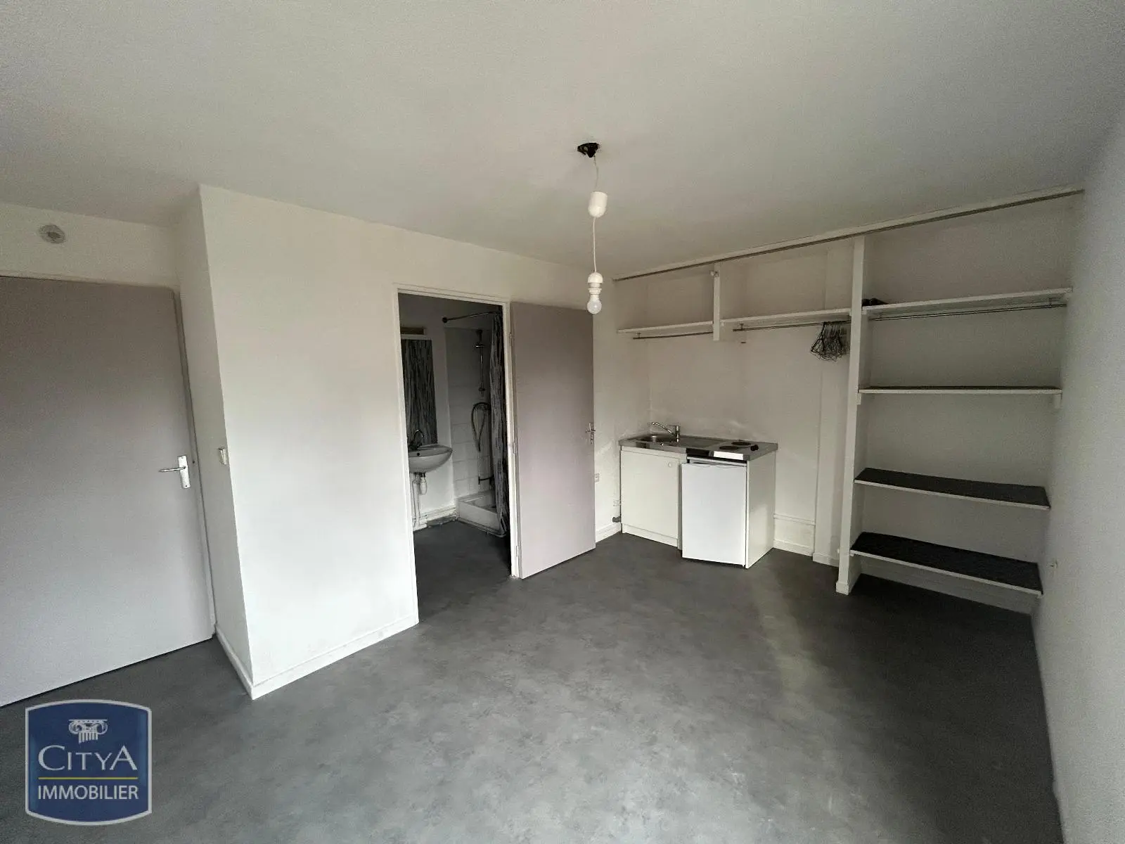 Photo 1 Appartement 1 pièce 18.87m²