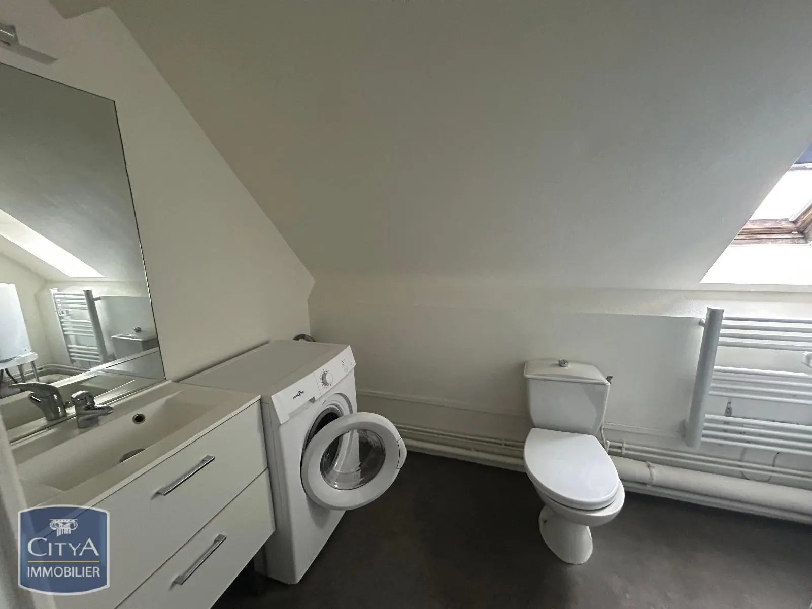 Photo 2 Appartement 1 pièce 19.73m²