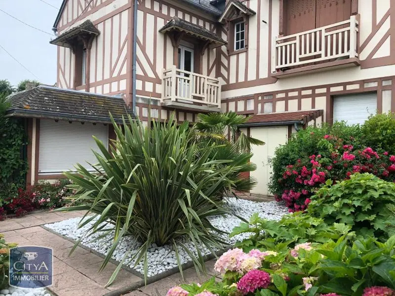 Photo 1 Appartement 1 pièce 23.37m²