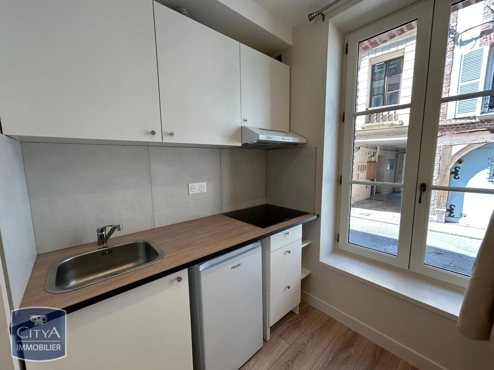 Photo 3 Appartement 1 pièce 32.9m²