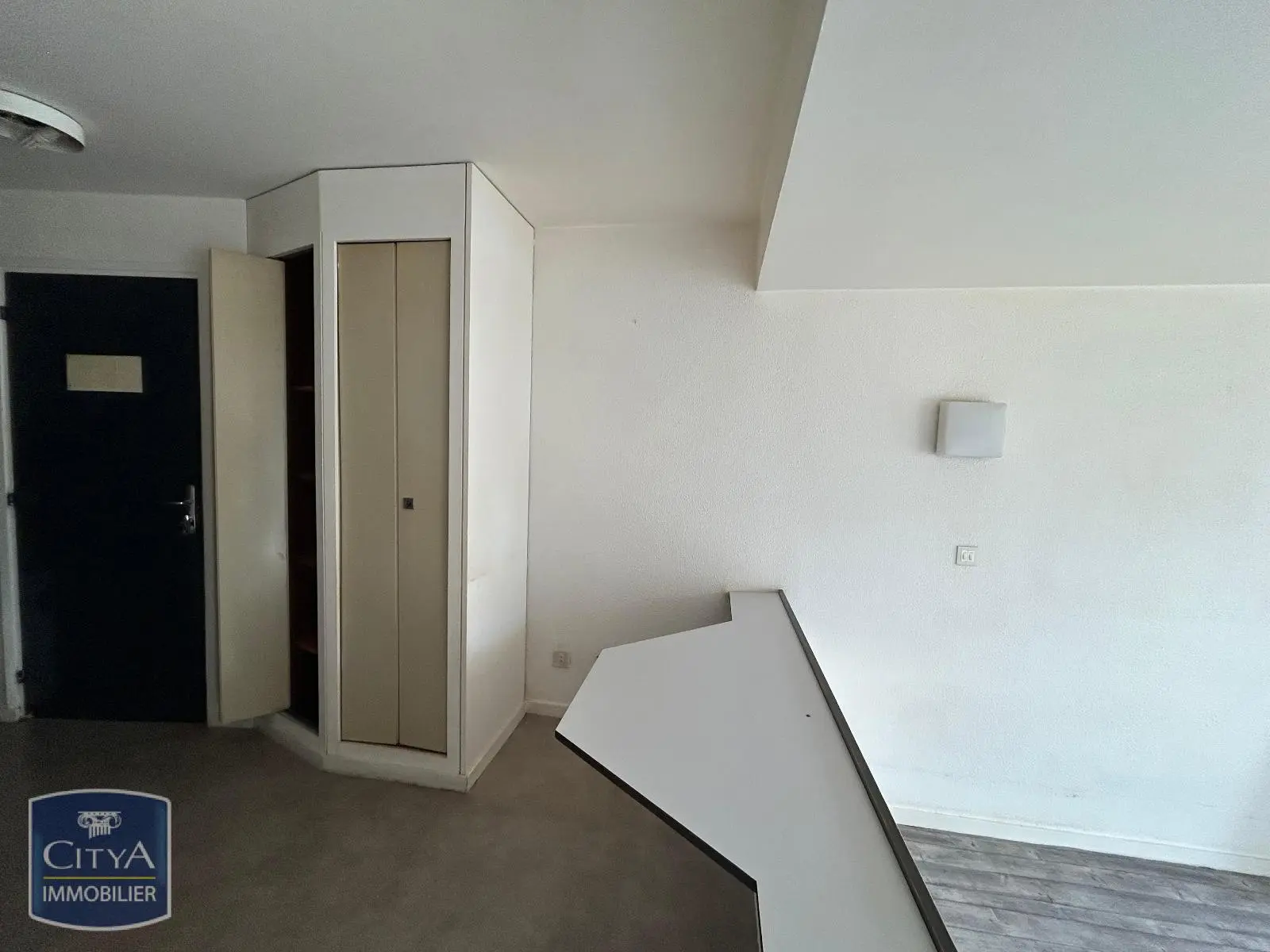 Photo 5 Appartement 1 pièce 23.87m²