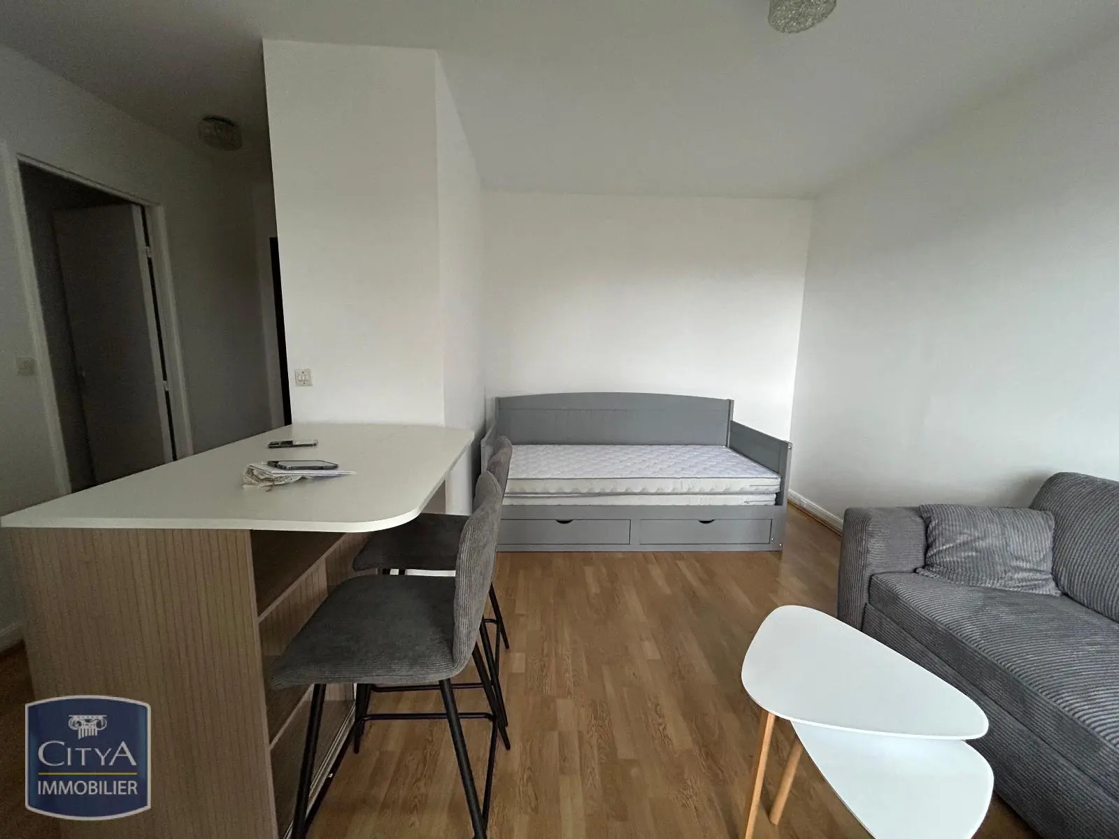 Photo 3 Appartement 1 pièce 24.55m²