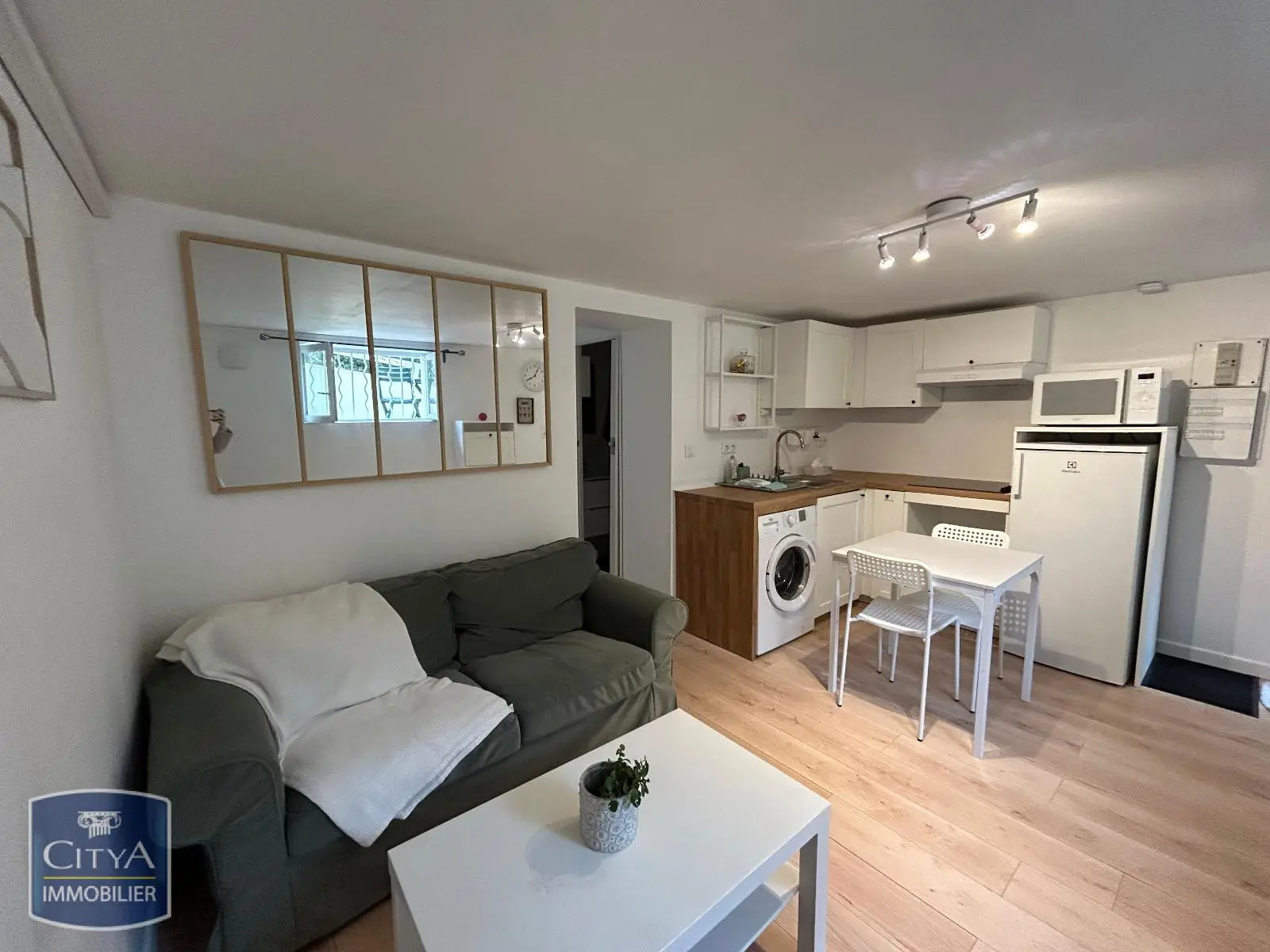 Photo 1 Appartement 2 pièces 23.63m²