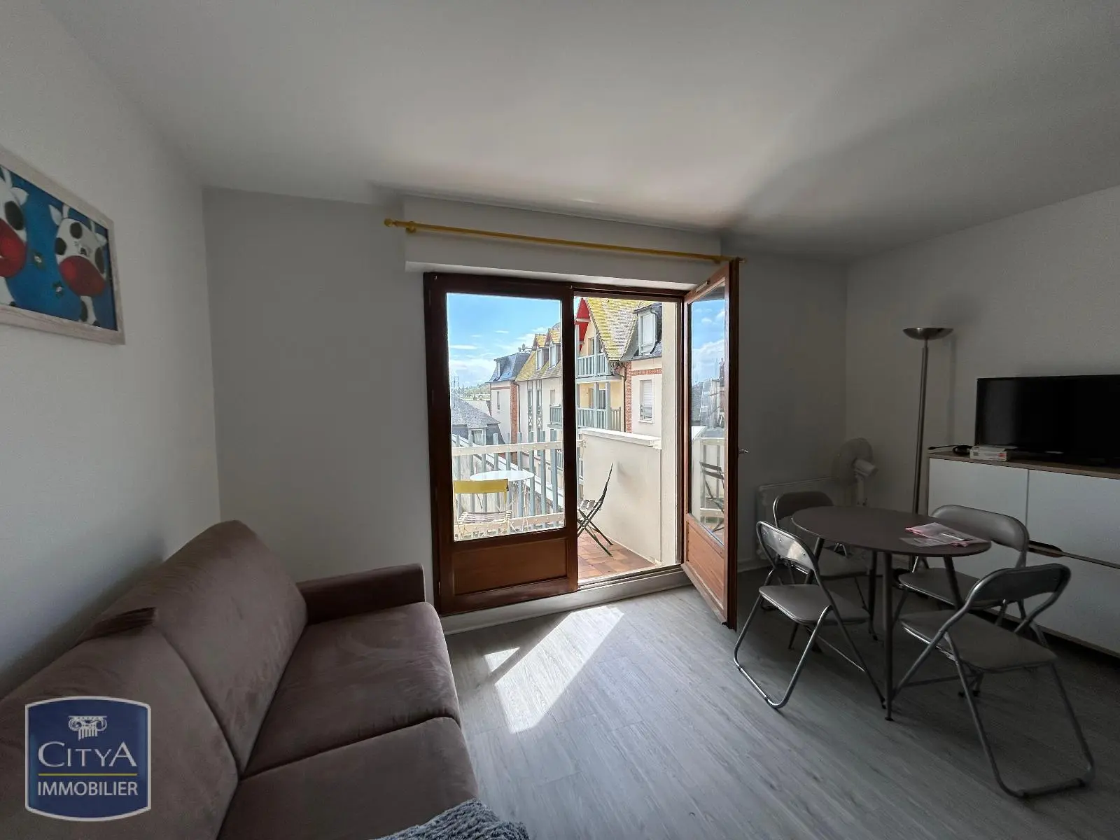 Photo 1 Appartement 1 pièce 29.74m²