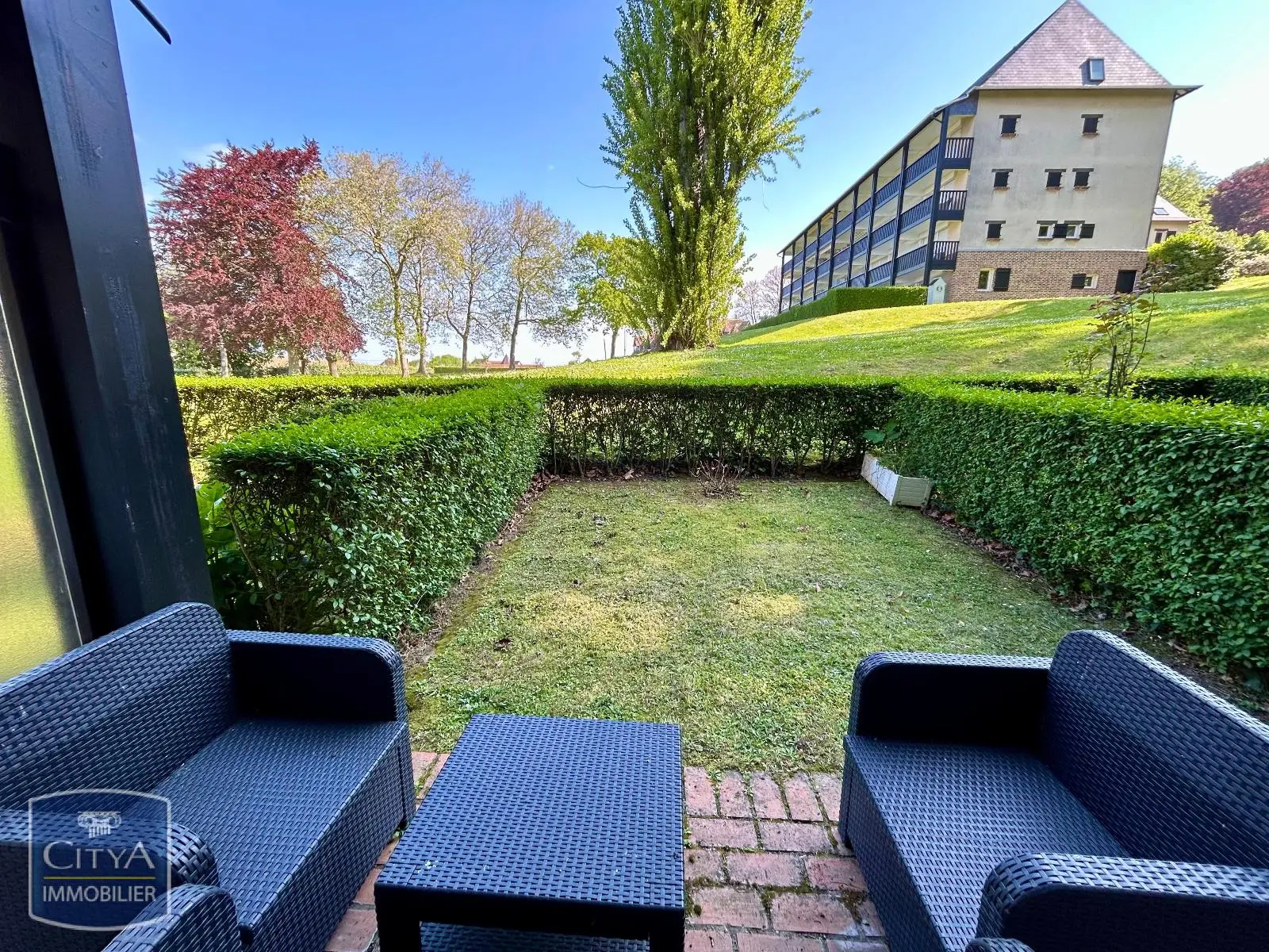 Photo 1 Appartement 1 pièce 27.87m²