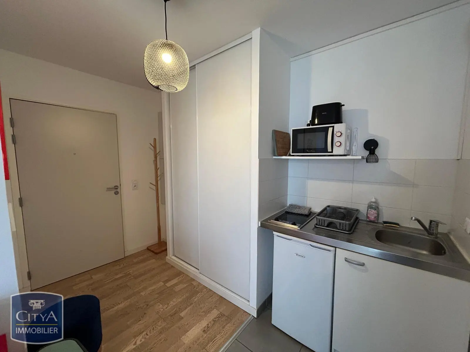 Photo 2 Appartement 1 pièce 20m²