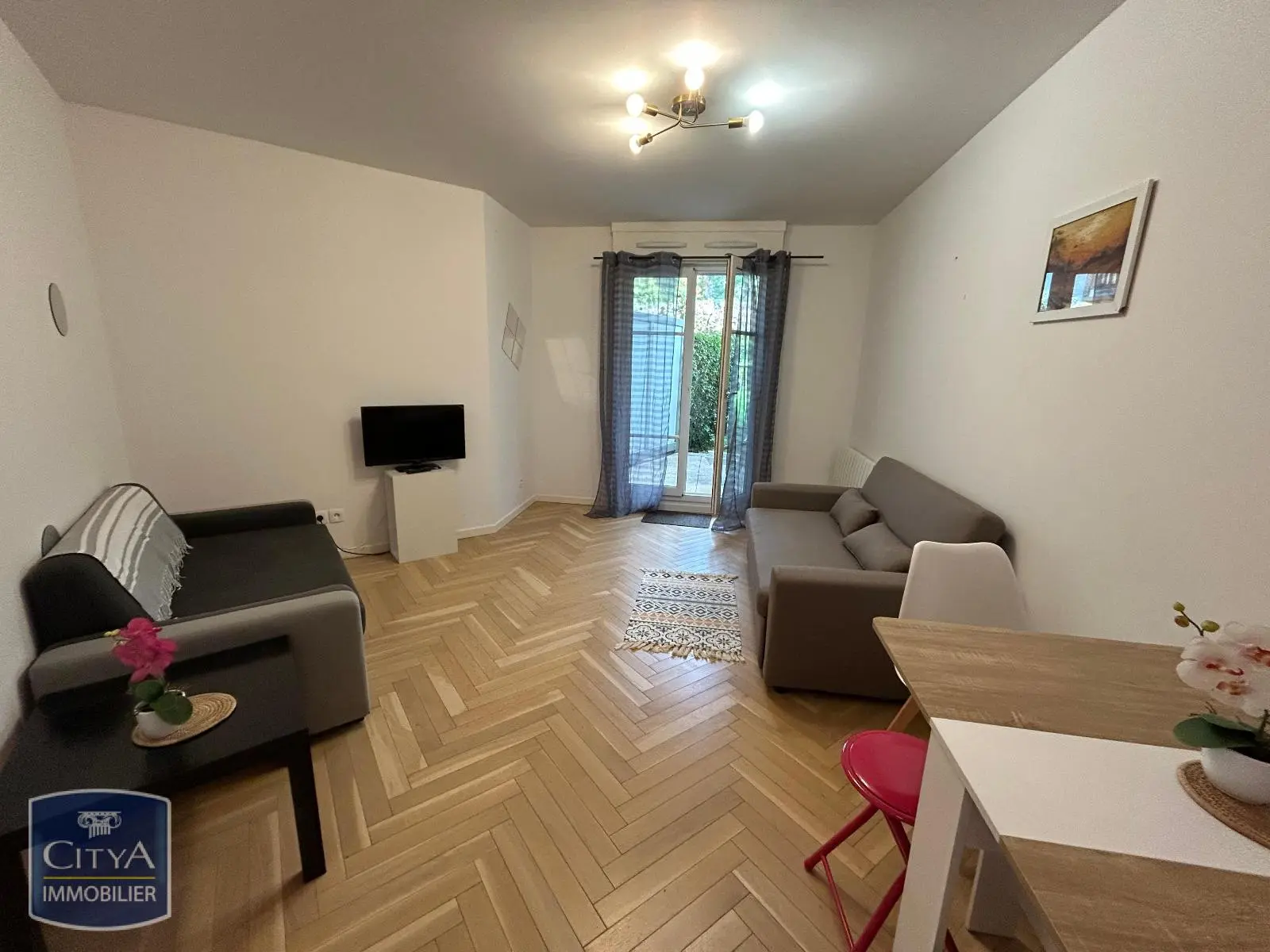 Photo 2 Appartement 1 pièce 29.64m²