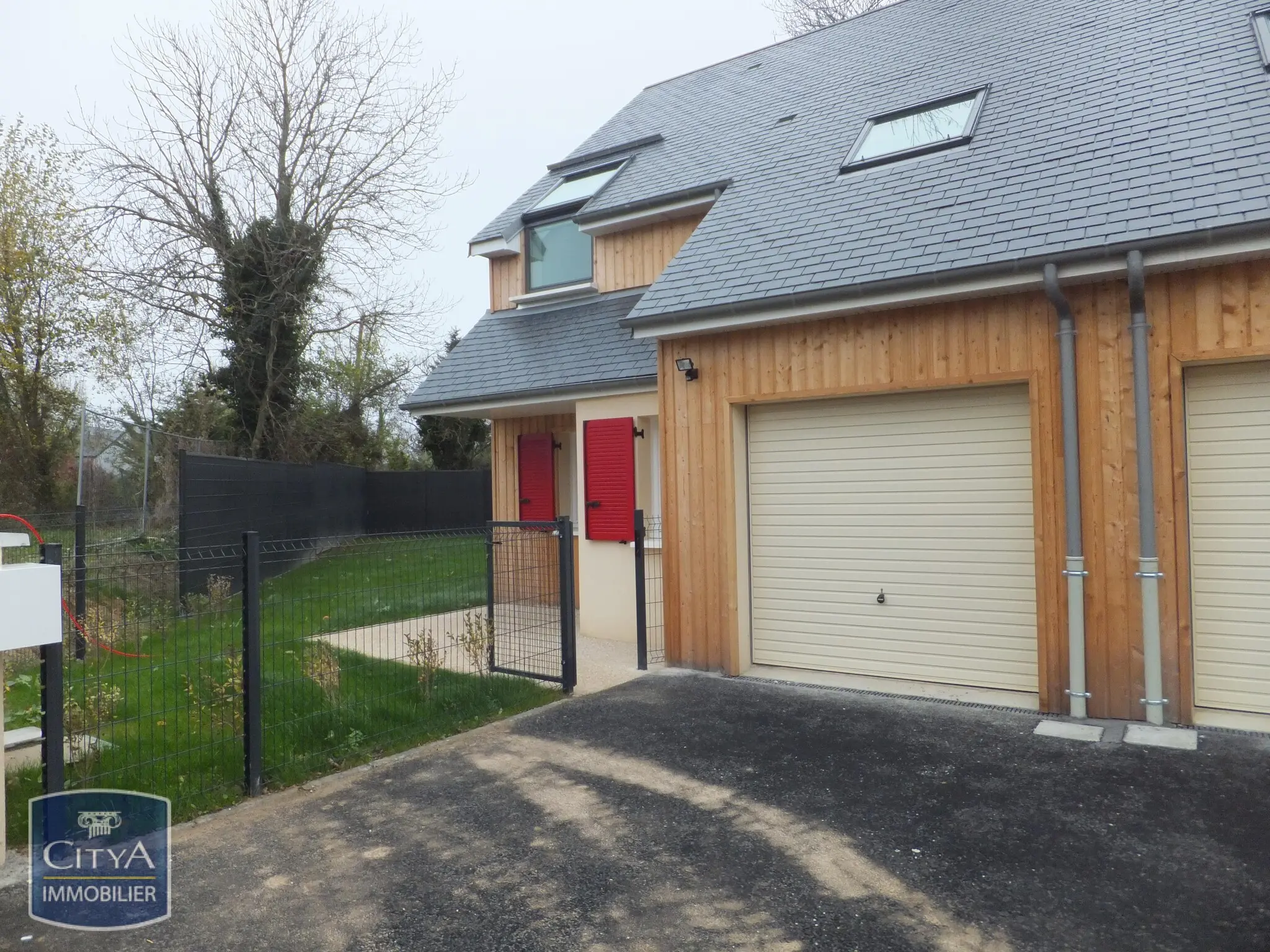 Photo 1 Maison 4 pièces 86m²