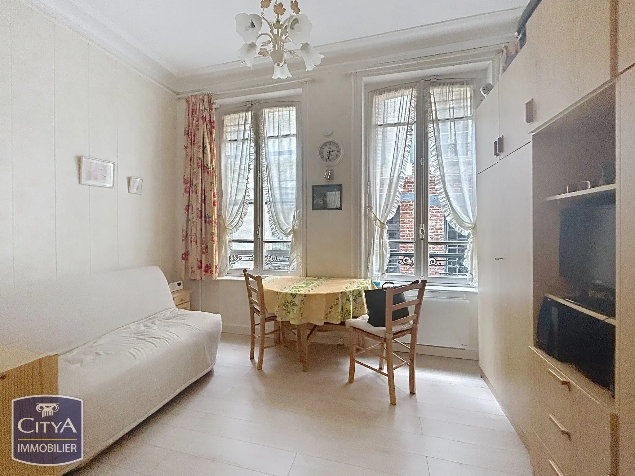Photo 2 Appartement 1 pièce 18m²