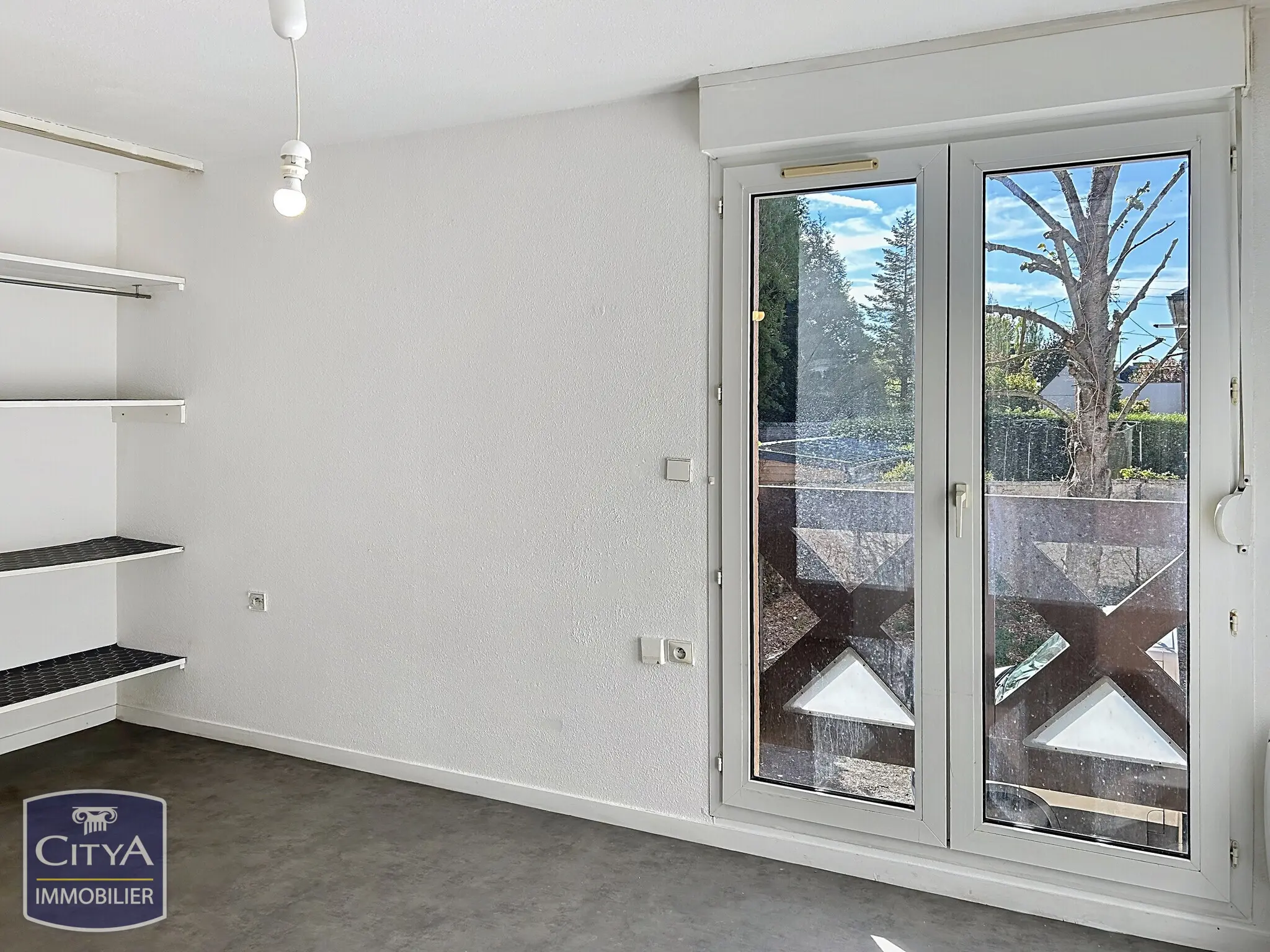 Photo 2 Appartement 1 pièce 18.87m²