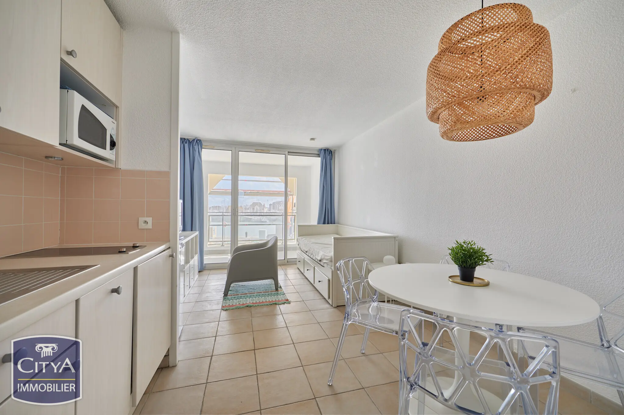 Photo 2 Appartement 1 pièce 26.27m²