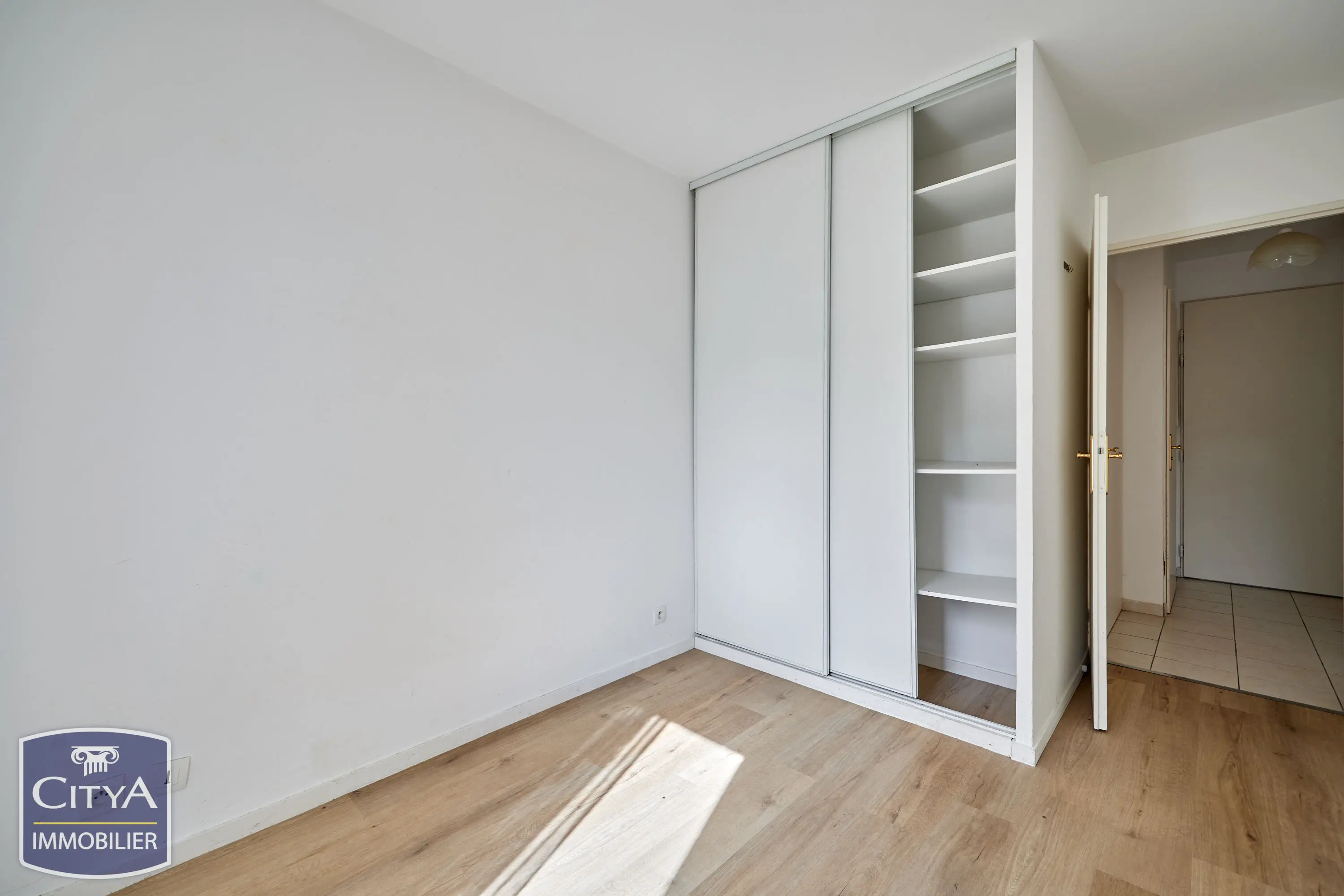 Photo 7 Appartement 2 pièces 32.18m²