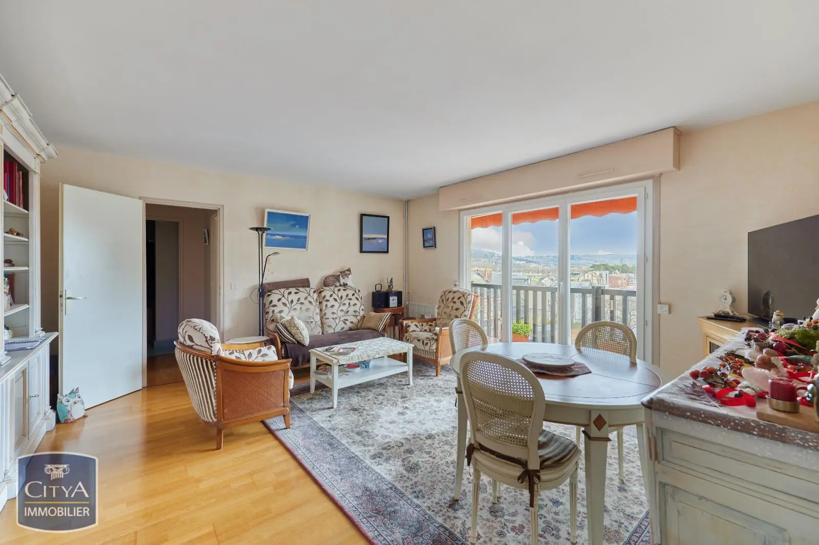 Photo 2 Appartement 4 pièces 97m²