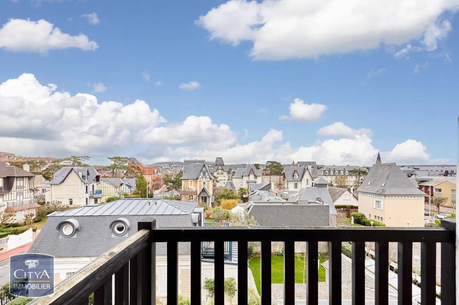 Photo 2 appartement Deauville