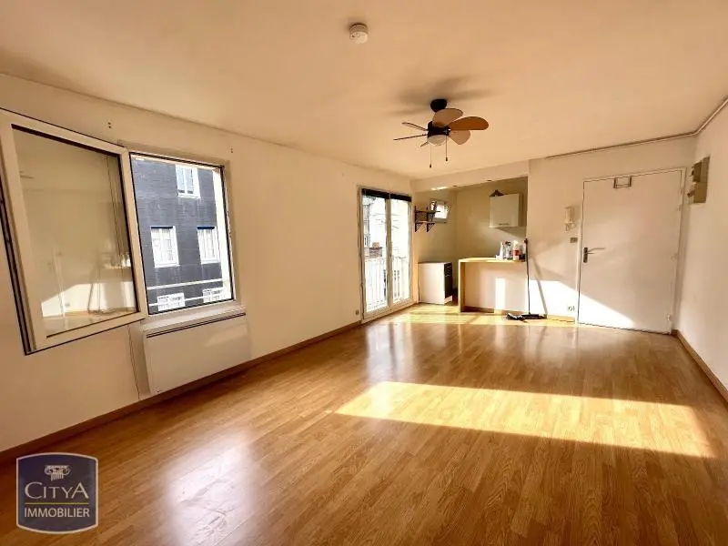 Photo 2 Appartement 2 pièces 46.8m²