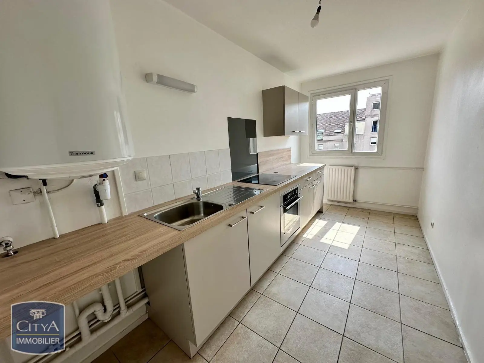 Photo 1 Appartement 4 pièces 92.43m²