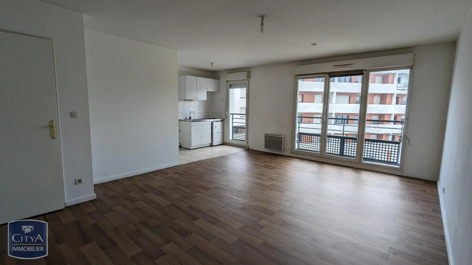 Photo 1 Appartement 1 pièce 34.82m²