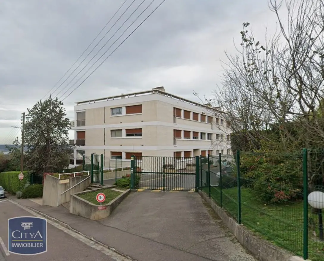 Photo 1 Appartement 1 pièce 17.2m²