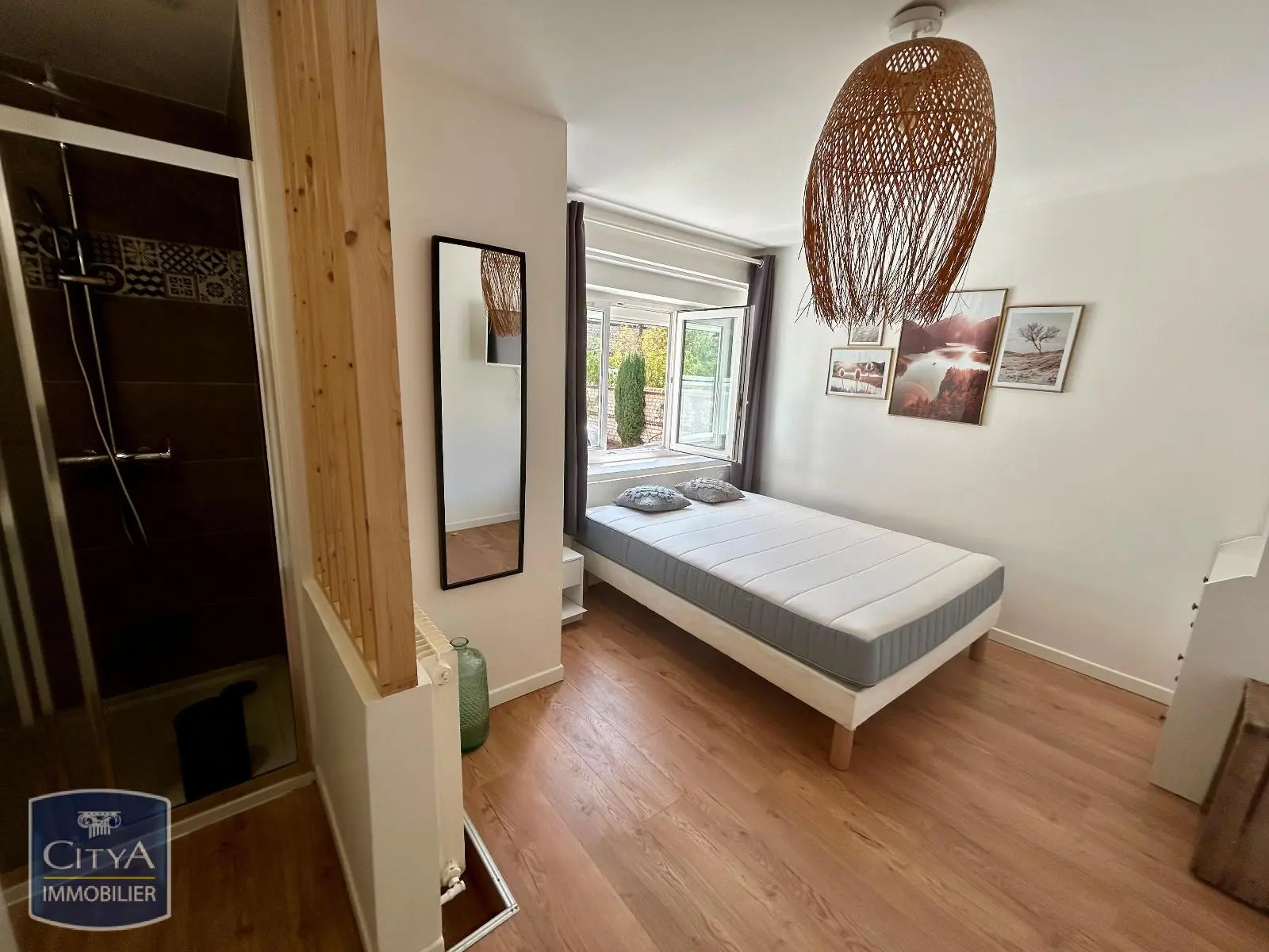 Photo 1 Appartement 1 pièce 12m²