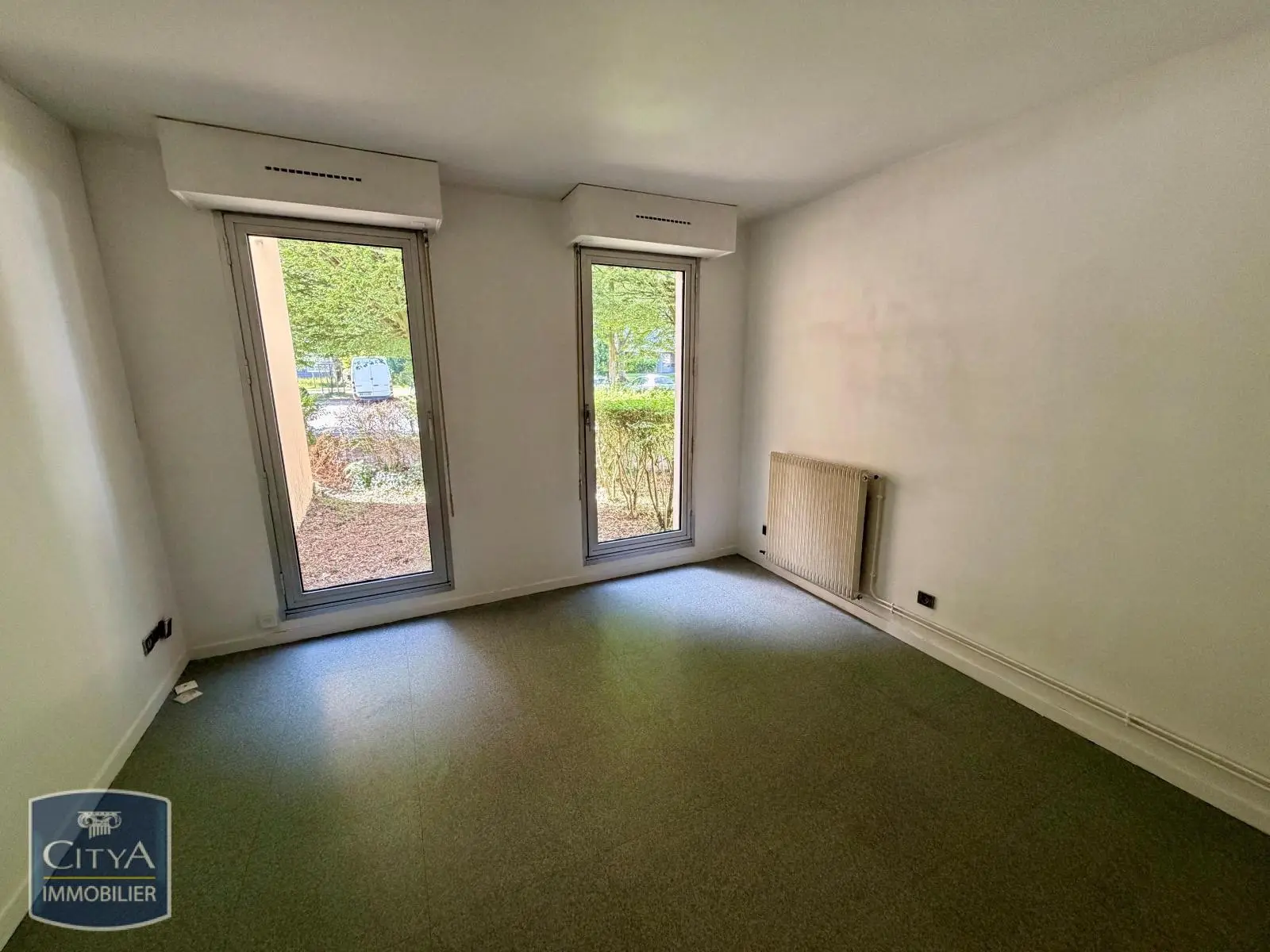 Photo 2 Appartement 1 pièce 21.96m²