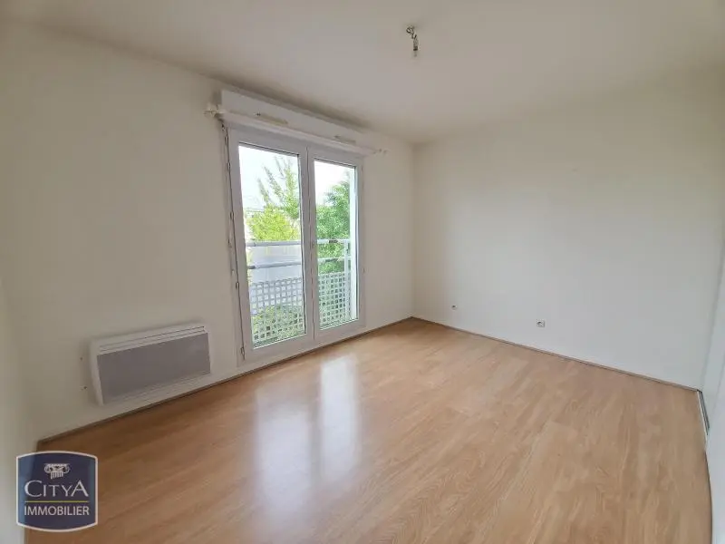 Photo 1 Appartement 1 pièce 17.83m²