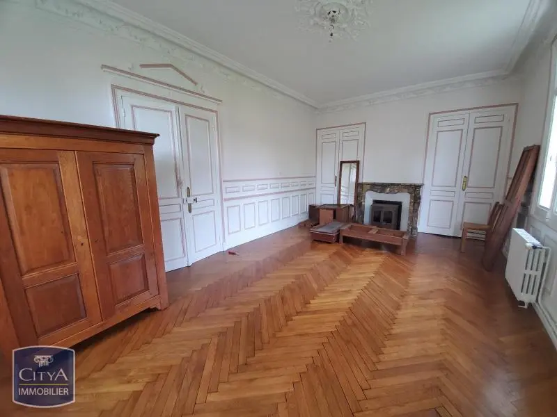Photo 3 Maison 9 pièces 218.11m²