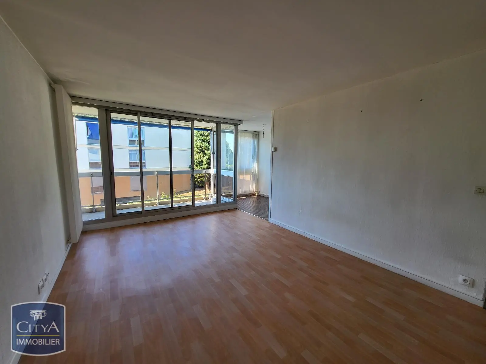 Photo 1 Appartement 1 pièce 34.96m²
