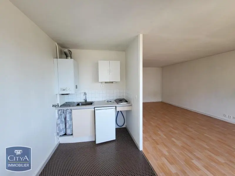 Photo 3 Appartement 1 pièce 34.96m²