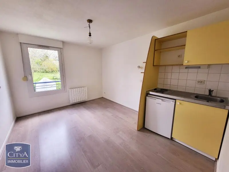 Photo 1 Appartement 1 pièce 19m²