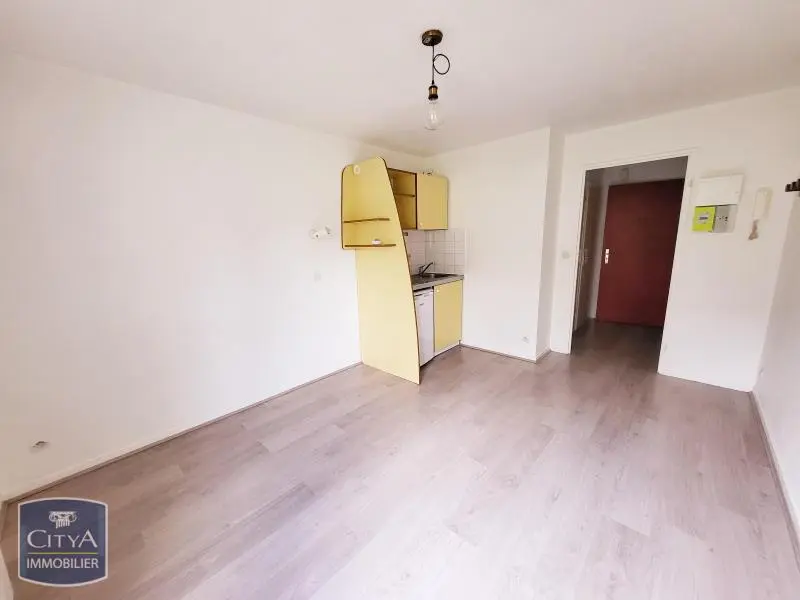 Photo 2 Appartement 1 pièce 19m²