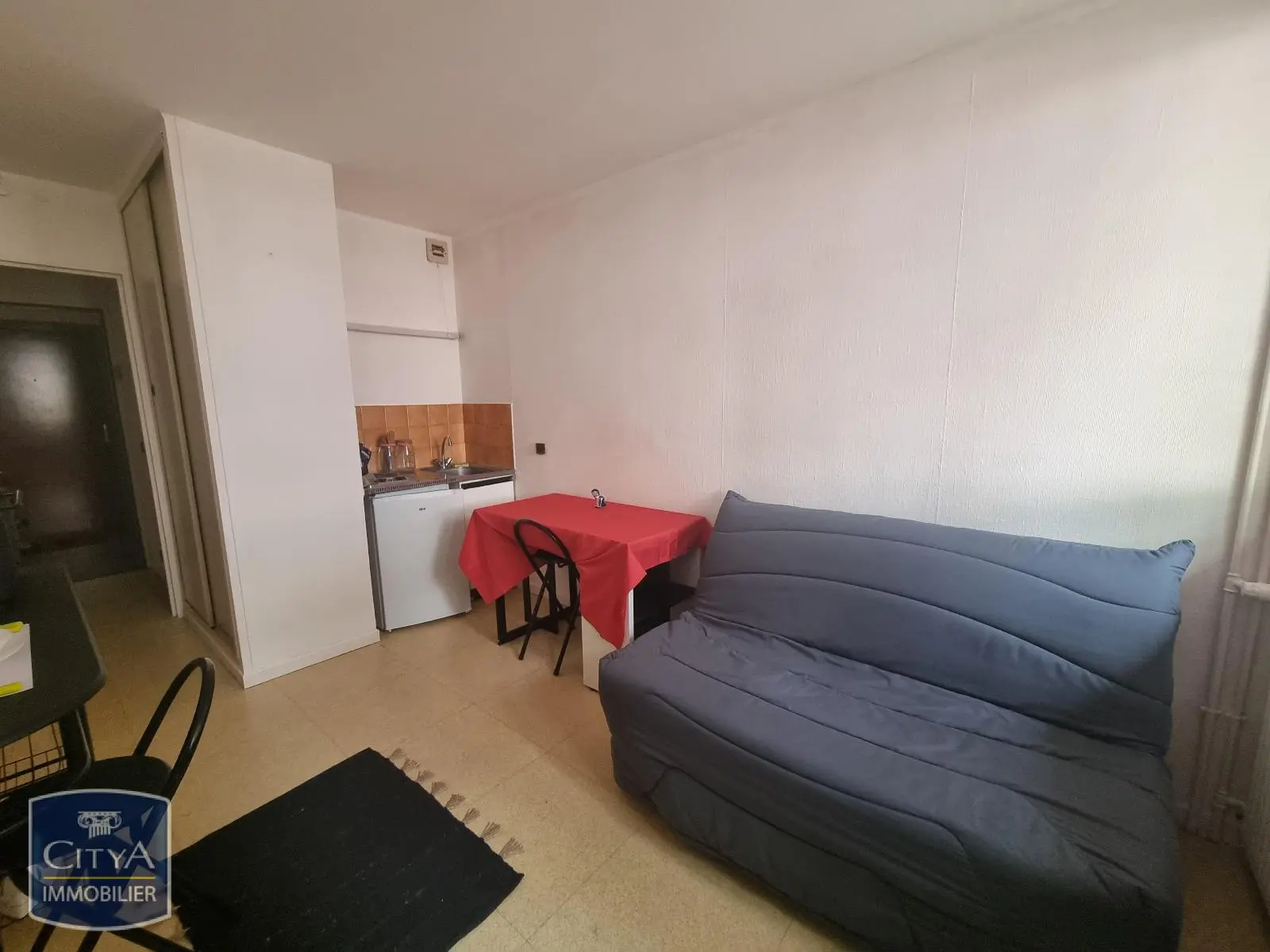 Photo 2 Appartement 1 pièce 15.2m²