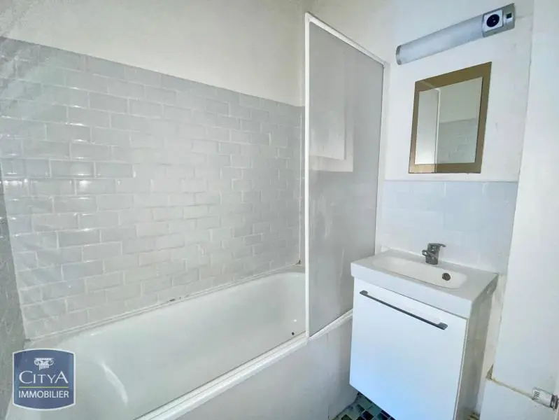 Photo 4 Appartement 1 pièce 27.92m²