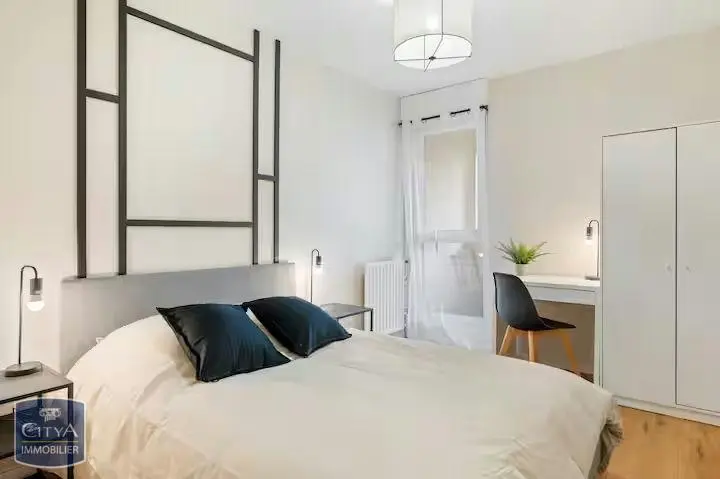 Photo 1 Appartement 1 pièce 10m²