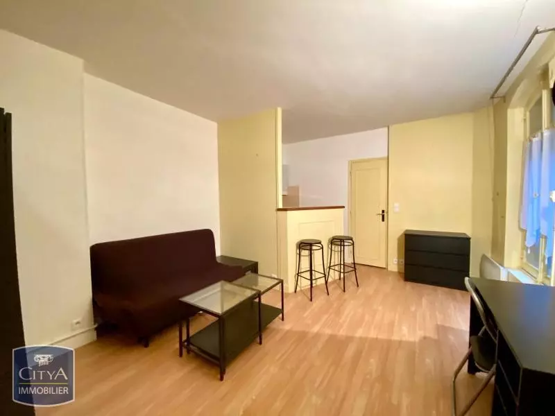 Photo Appartement 1 pièce 23.77m²