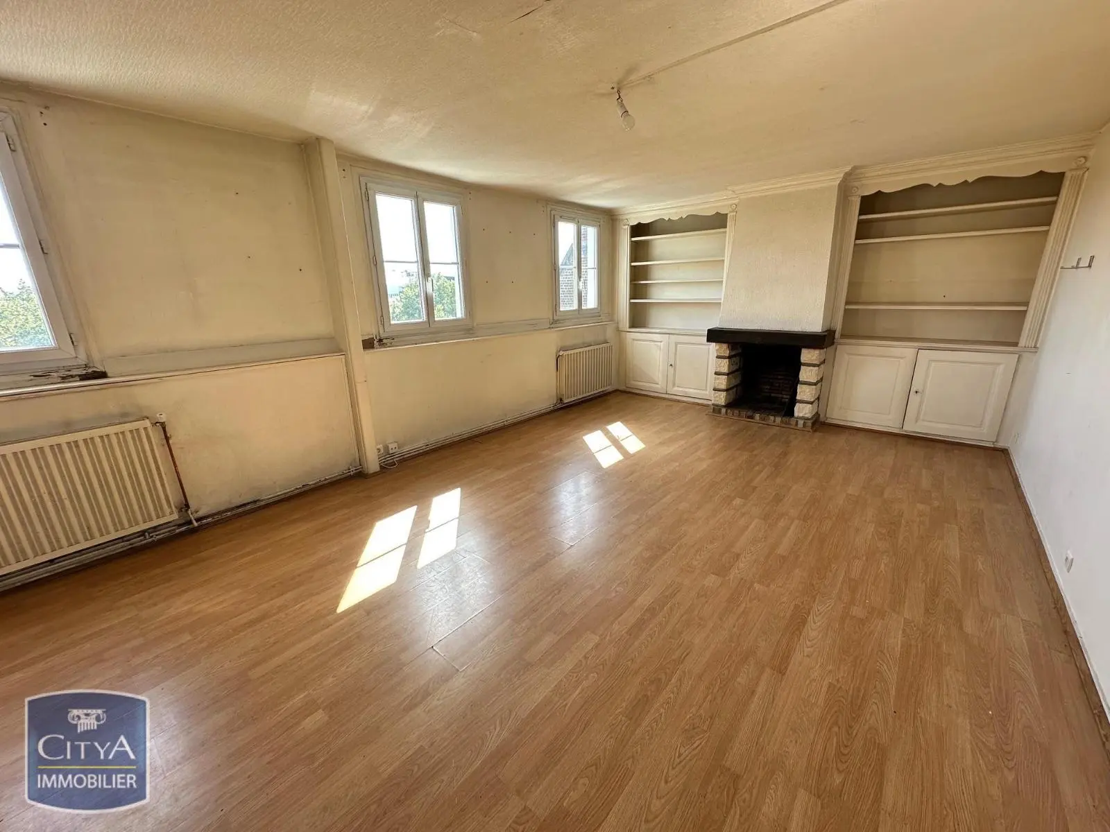Photo 1 Appartement 5 pièces 111.37m²