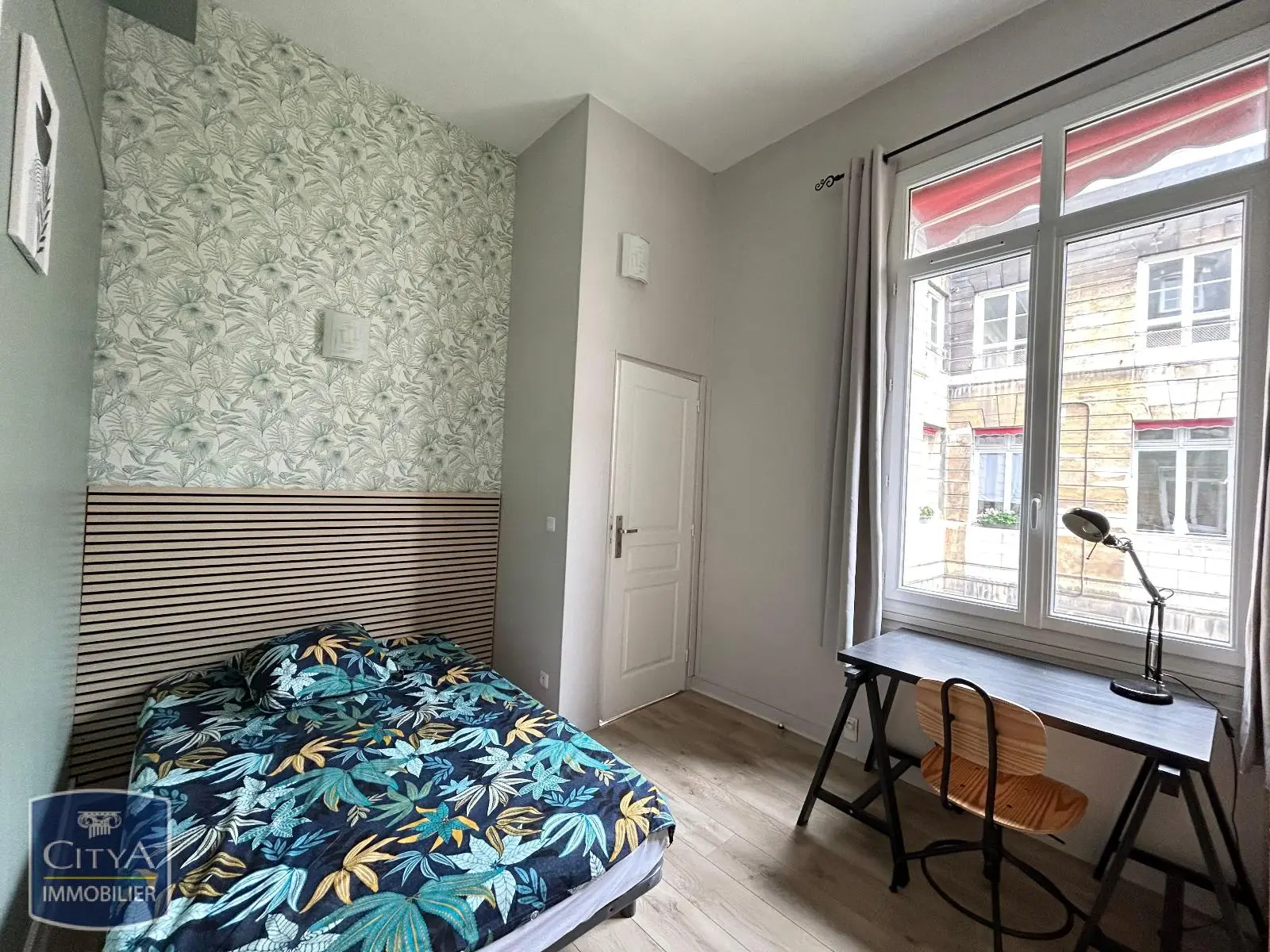 Photo 1 Appartement 1 pièce 9.67m²
