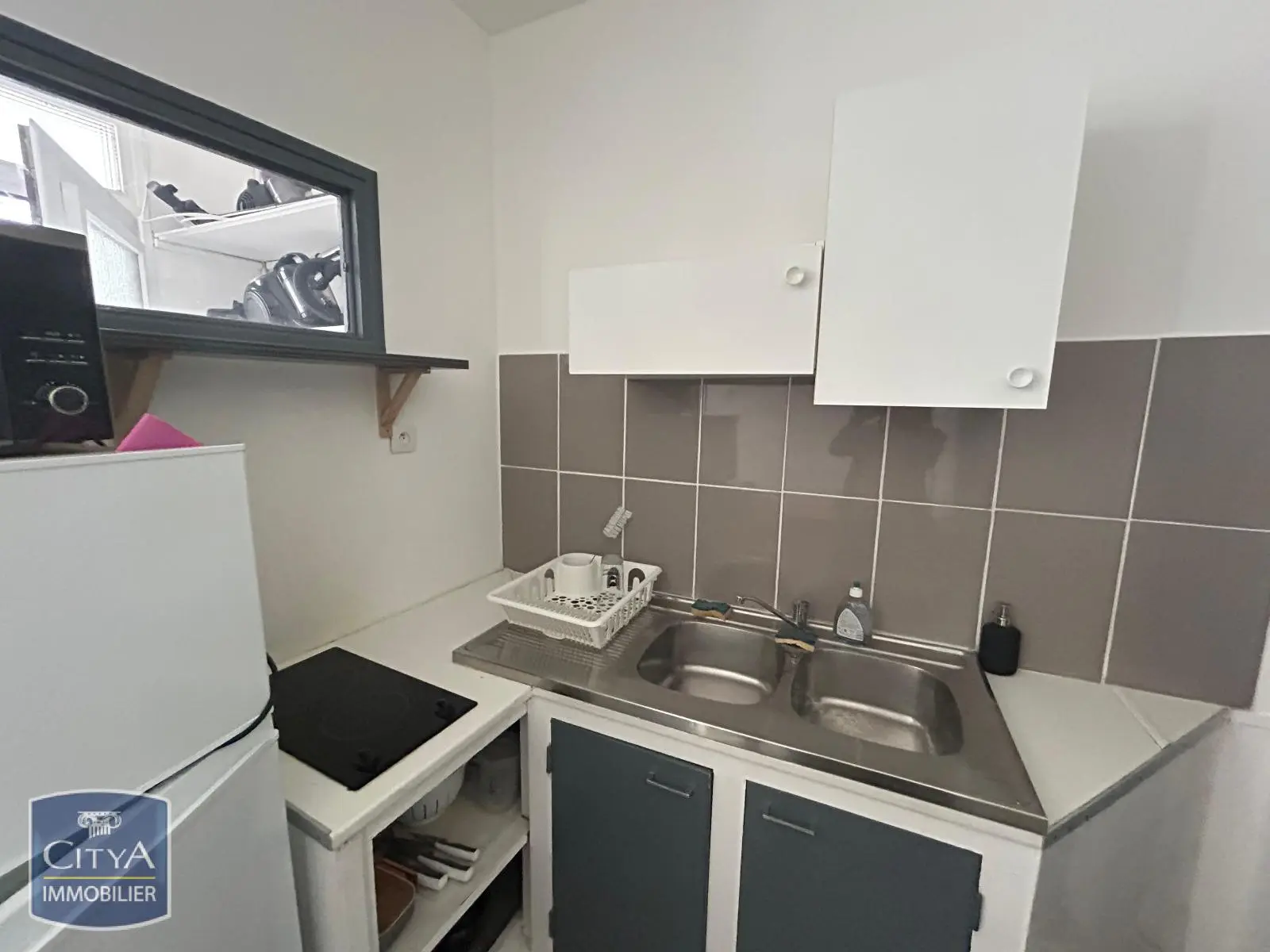 Photo 2 Appartement 3 pièces 30.47m²