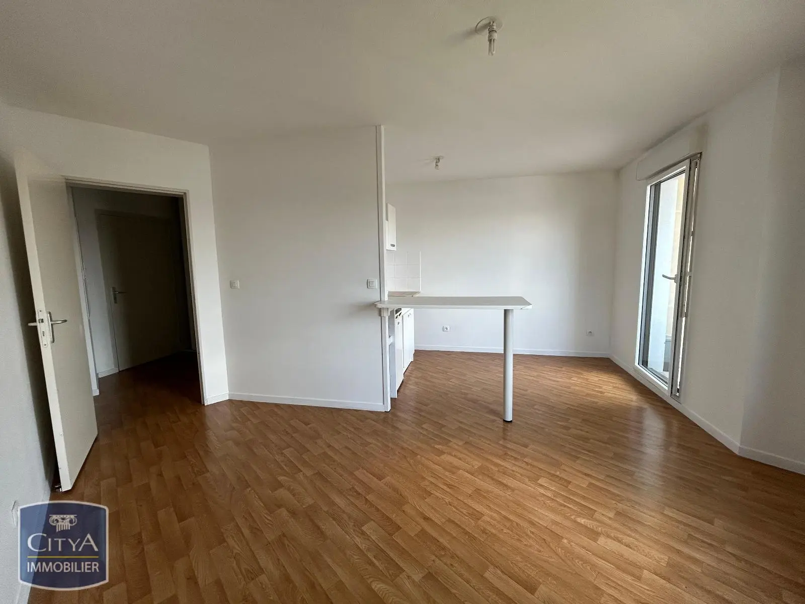 Photo 3 Appartement 1 pièce 24.65m²