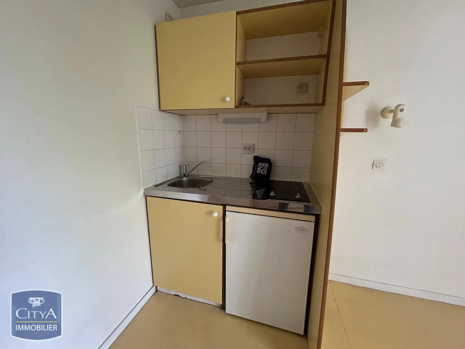 Photo 2 Appartement 1 pièce 18.8m²