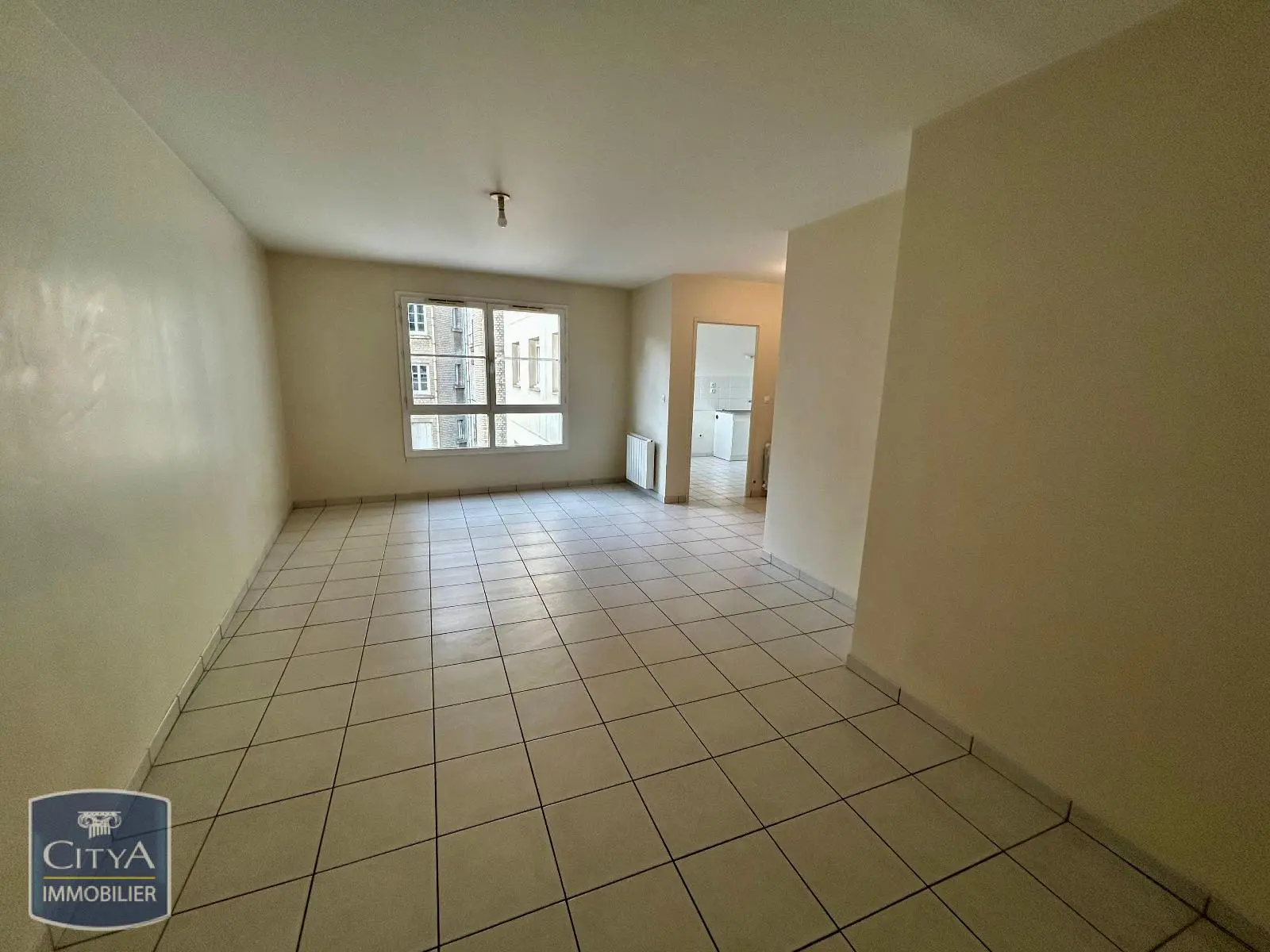 Photo 2 Appartement 5 pièces 107.36m²