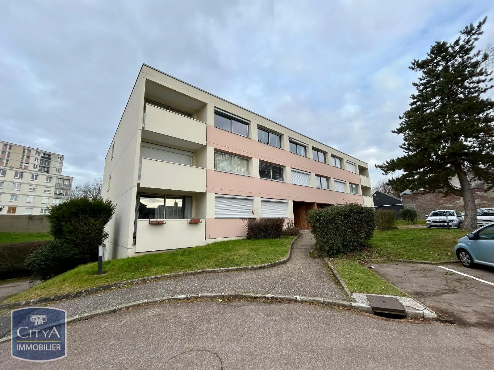 Photo 1 Appartement 1 pièce 20.5m²