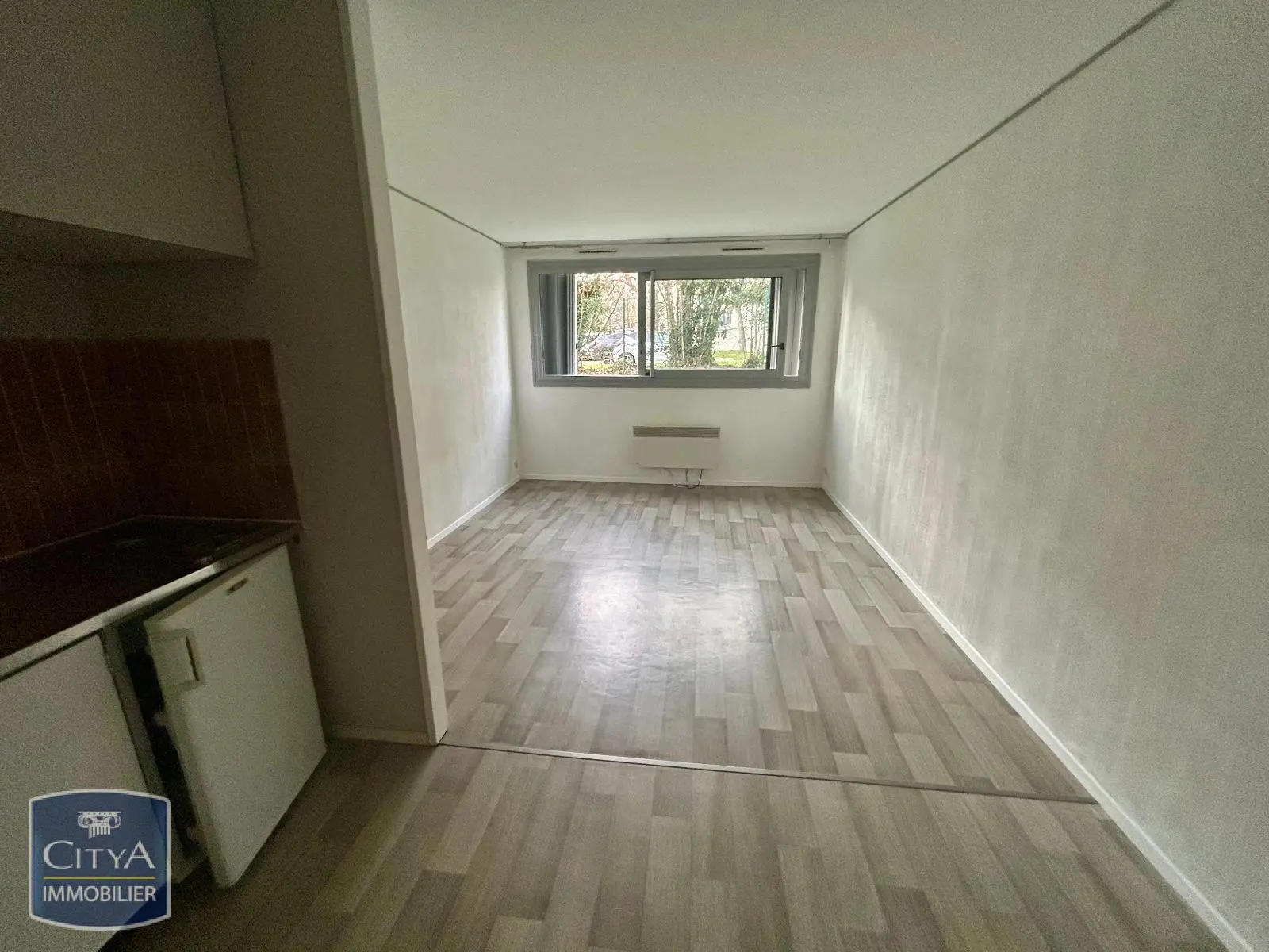 Photo 2 Appartement 1 pièce 21.83m²