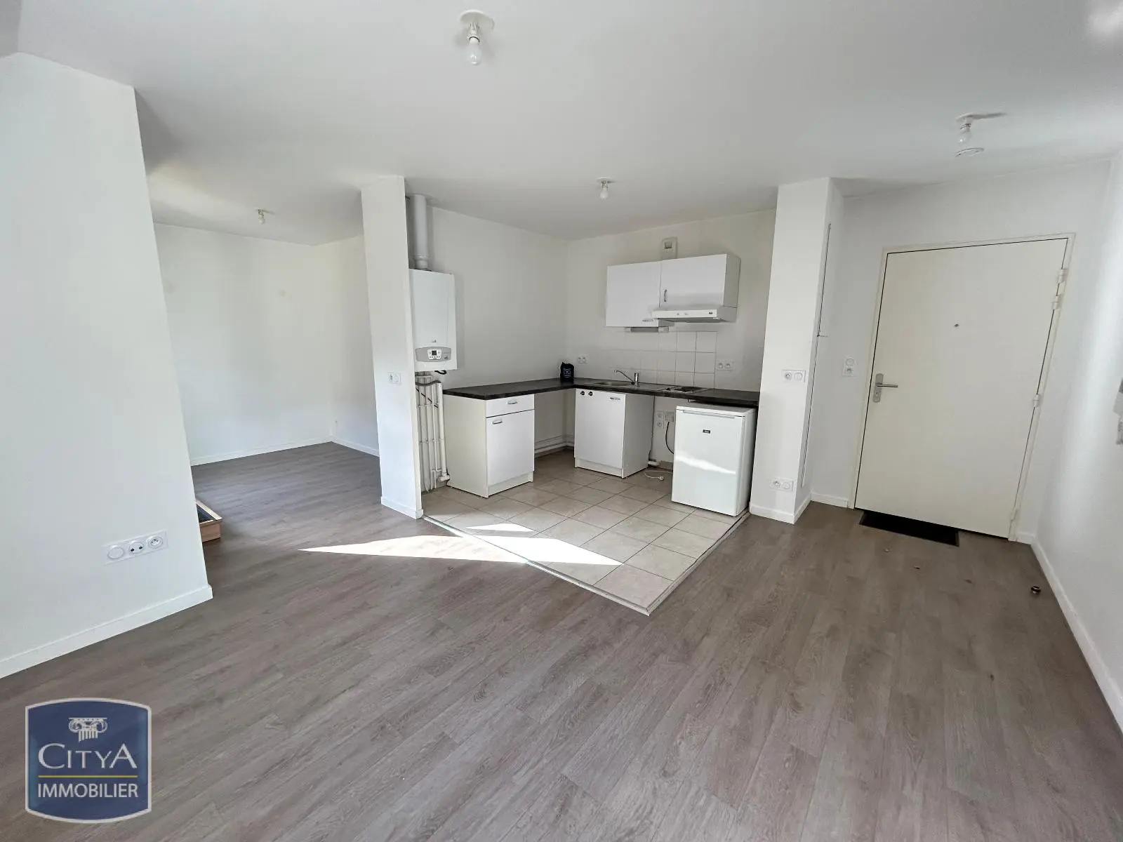 Photo 1 Appartement 1 pièce 31.71m²
