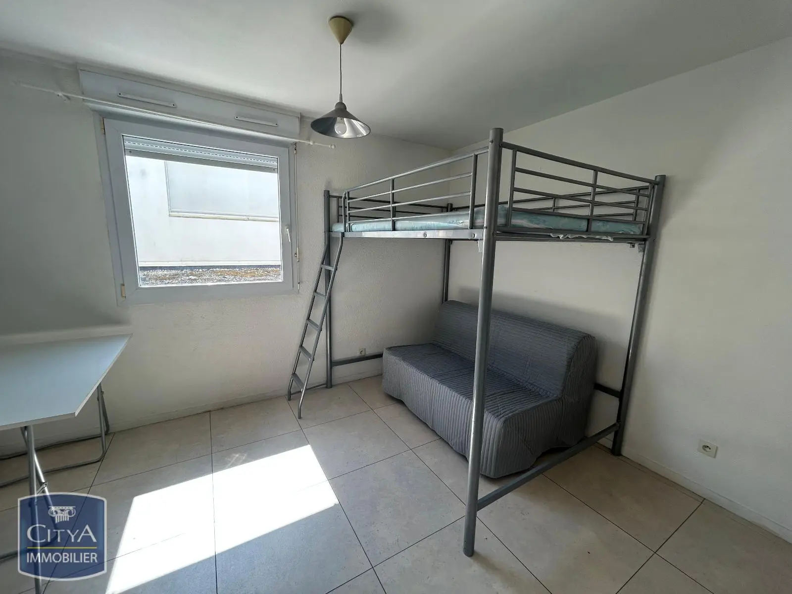 Photo 2 Appartement 1 pièce 18.28m²
