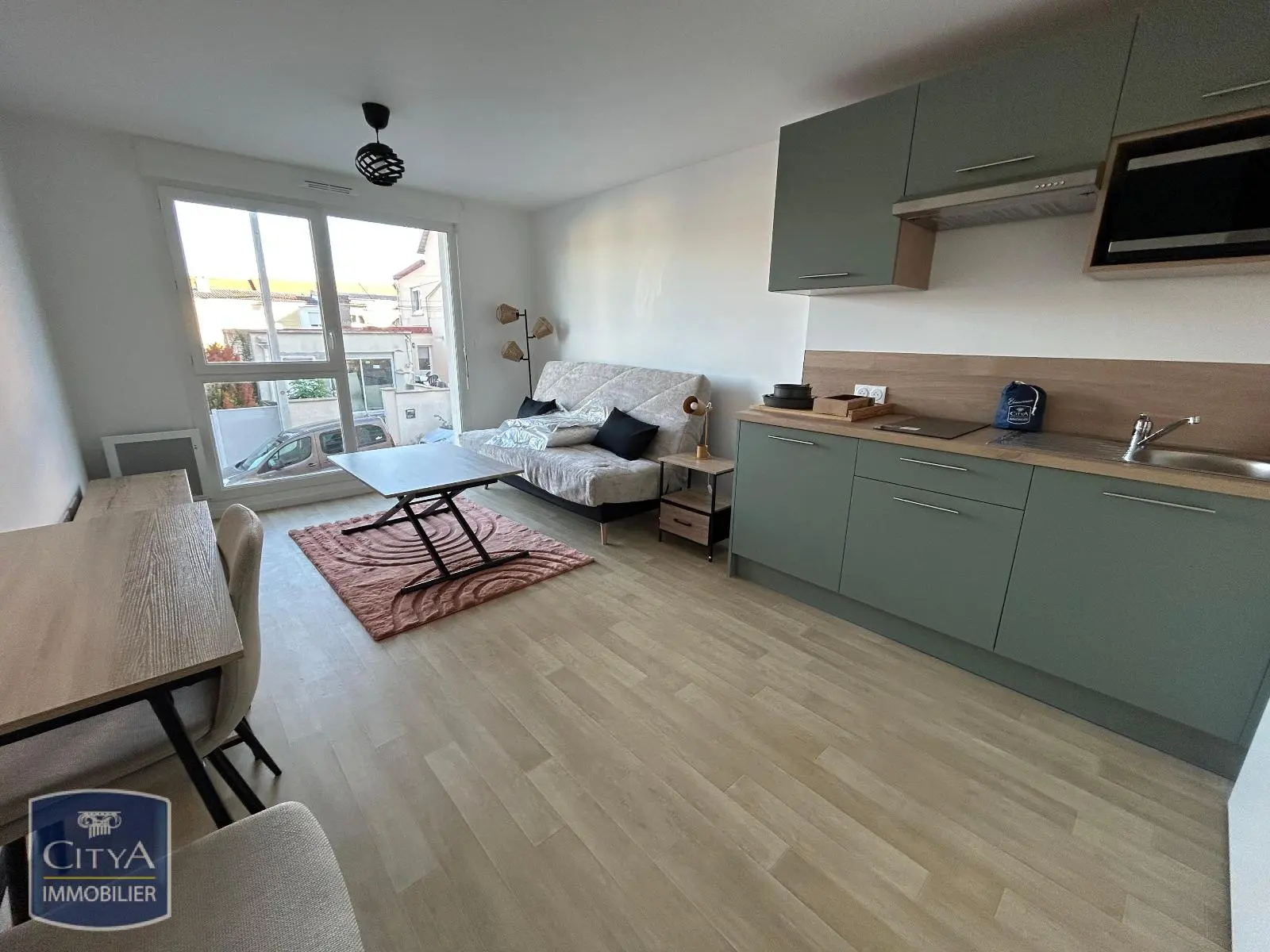 Photo 1 Appartement 1 pièce 23.61m²