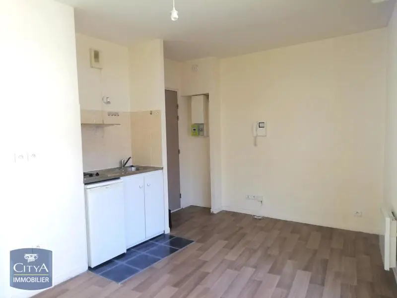Photo 3 Appartement 1 pièce 17.98m²