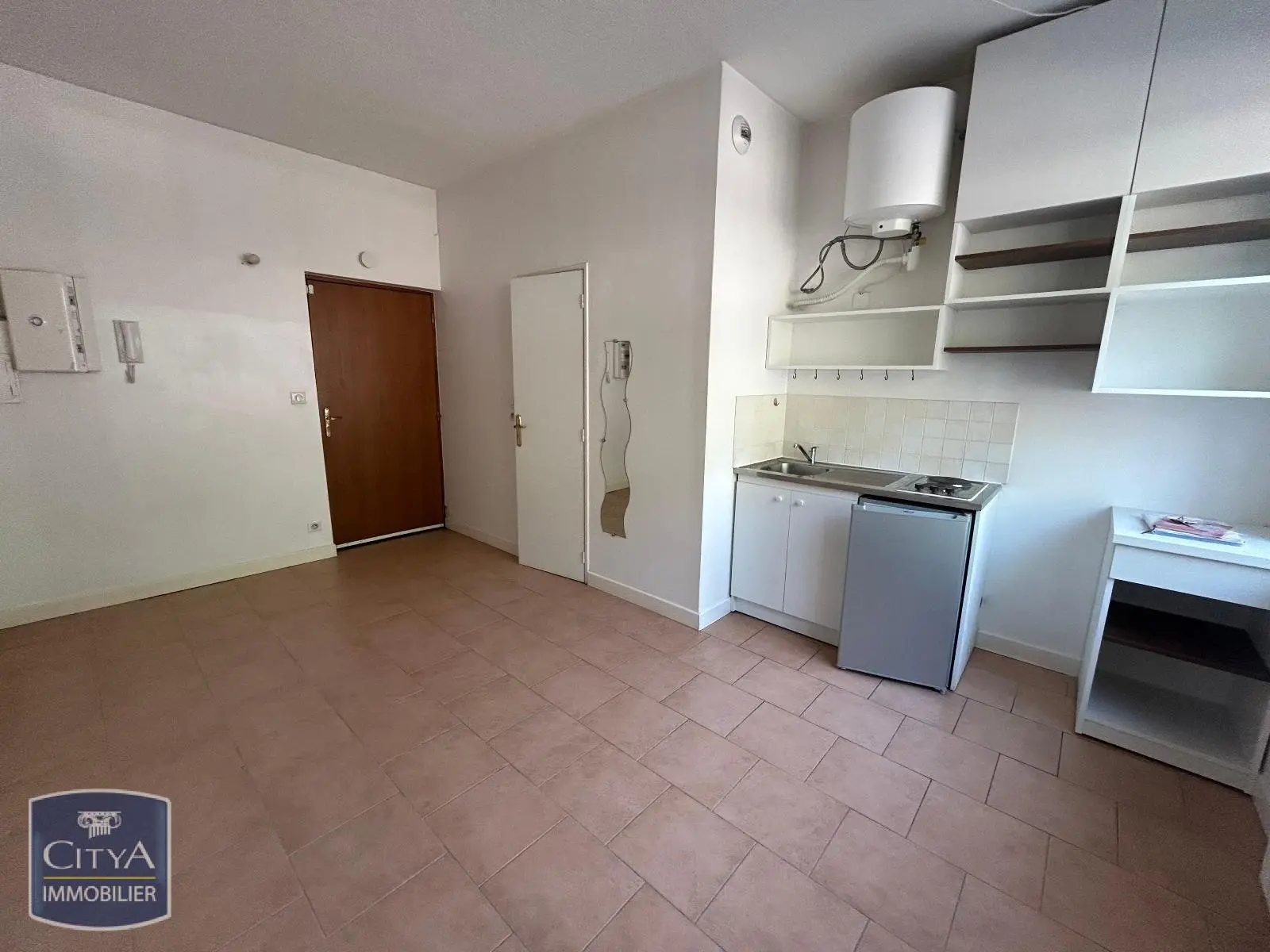 Photo 2 Appartement 1 pièce 16.7m²