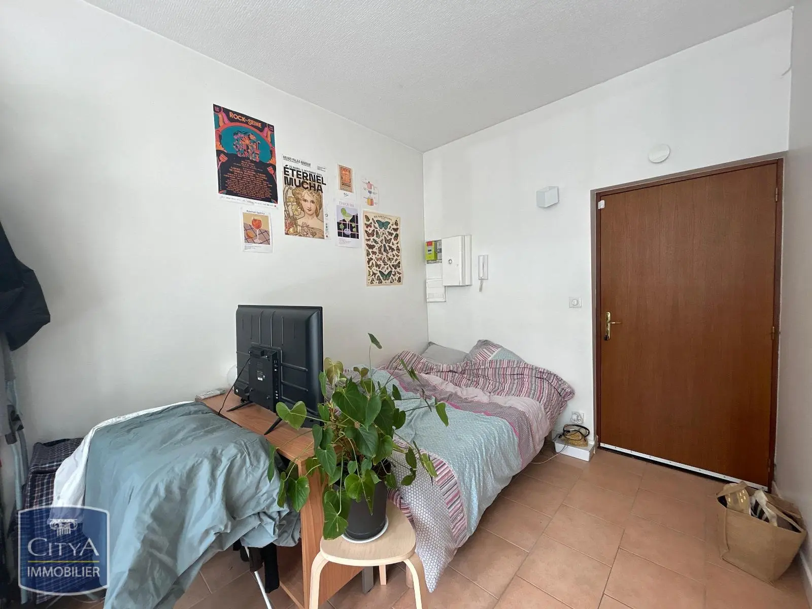 Photo 1 Appartement 1 pièce 16.7m²