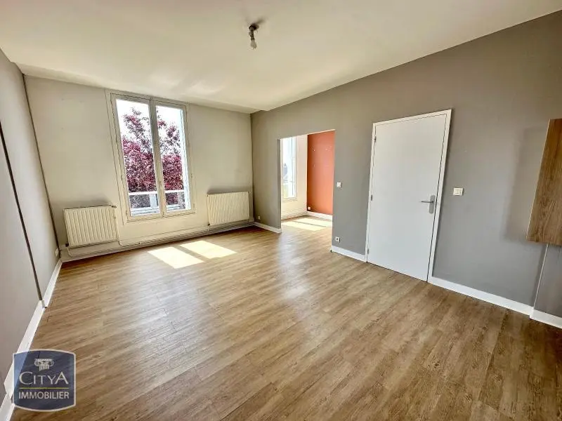 Photo 1 Appartement 2 pièces 55.56m²